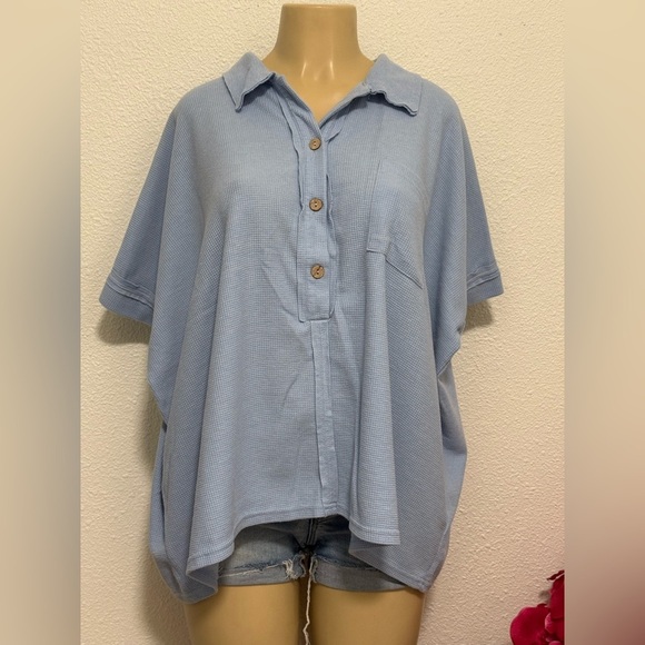 Umgee Tops - Umgee Light Blue Button-Down Women's Shirt